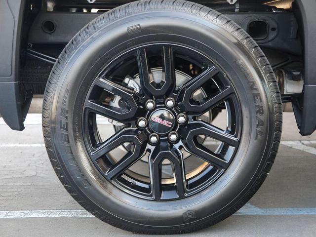 Photo of 2024 Onyx Black GMC Sierra 1500