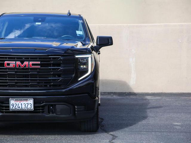 Photo of 2024 Onyx Black GMC Sierra 1500