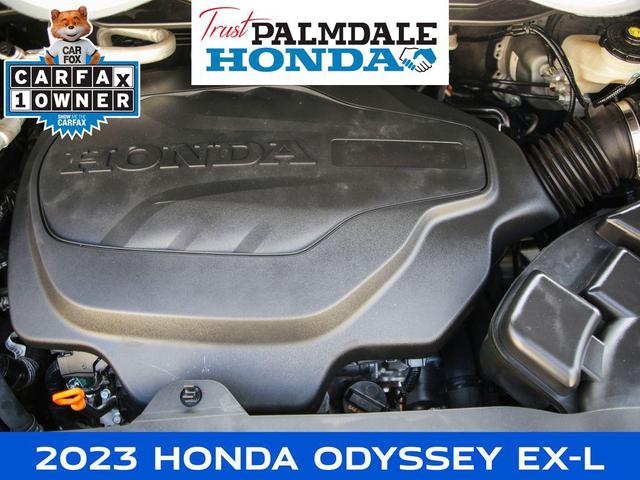 Photo of 2023 Crystal Black Pearl Honda Odyssey