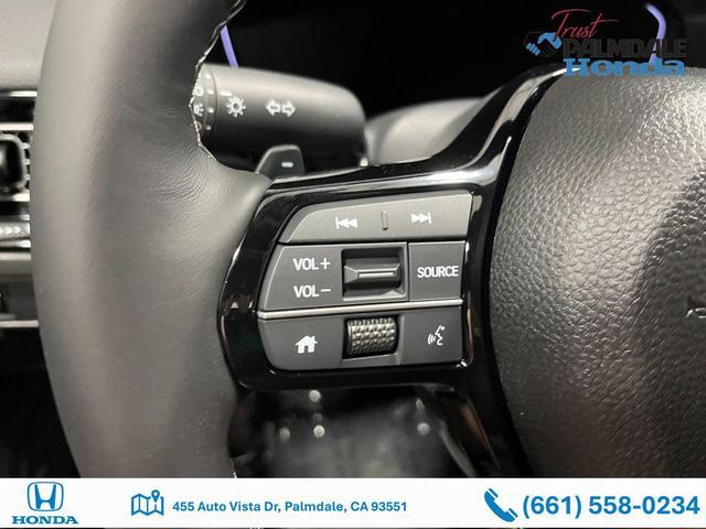 Photo of 2025 Platinum White Pearl Honda Civic