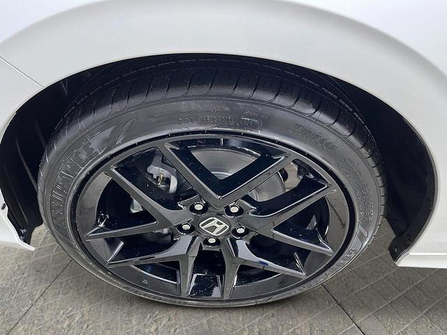 Photo of 2026 Platinum White Pearl Honda Civic Hybrid