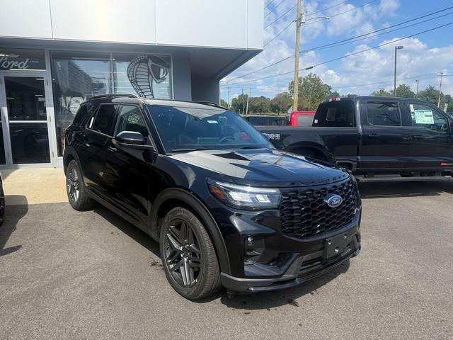 Photo of 2025 Agate Black Metallic Ford Explorer