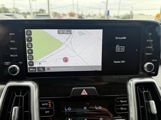 Photo of 2022 Sapphire Blue Kia Sorento