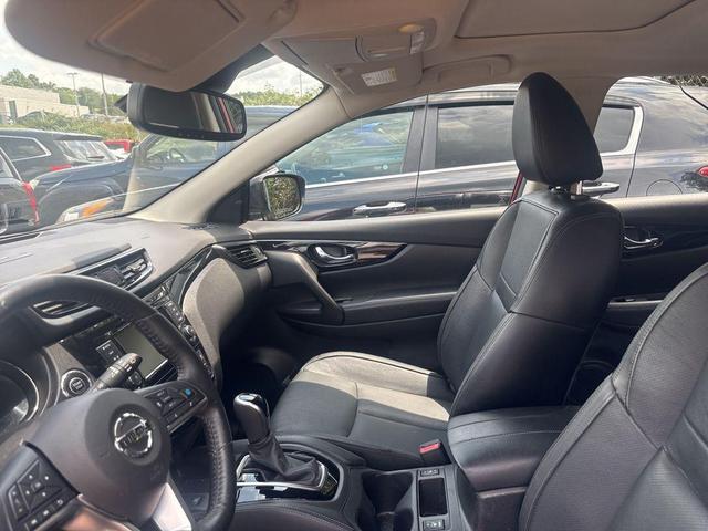 Photo of 2019 Scarlet Ember Tintcoat Nissan Rogue Sport