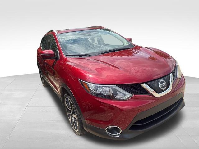 Photo of 2019 Scarlet Ember Tintcoat Nissan Rogue Sport