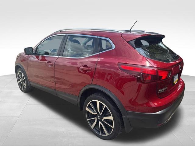 Photo of 2019 Scarlet Ember Tintcoat Nissan Rogue Sport