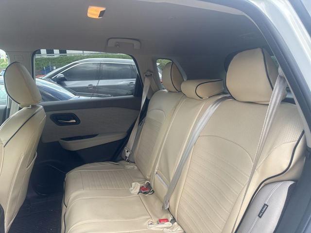 Photo of 2023 Pearl White Tricoat Nissan Rogue