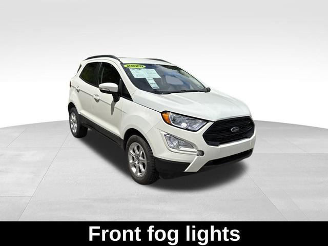 Photo of 2020 White Platinum Clearcoat Metallic Ford EcoSport