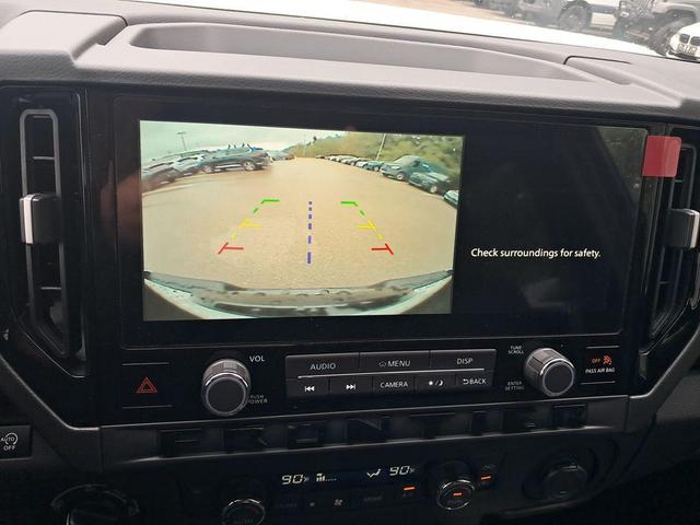 Photo of 2026 Glacier White Nissan Frontier