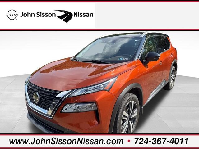 Photo of 2021 Sunset Drift Chromaflair/Super Black Nissan Rogue