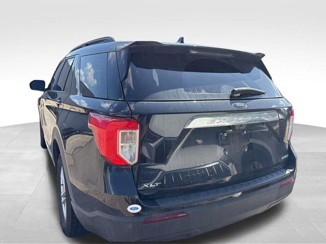 Photo of 2021 Black Ford Explorer