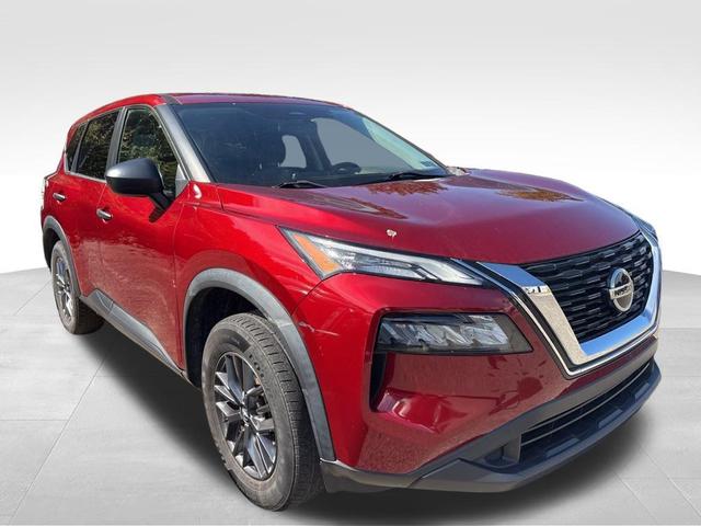 Photo of 2021 Scarlet Ember Tintcoat Nissan Rogue