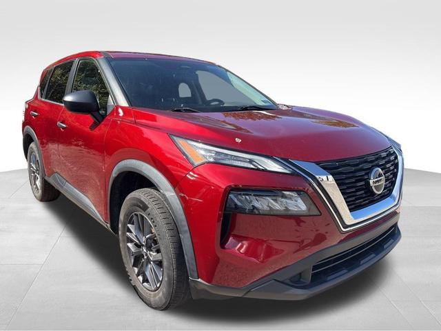 Photo of 2021 Scarlet Ember Tintcoat Nissan Rogue