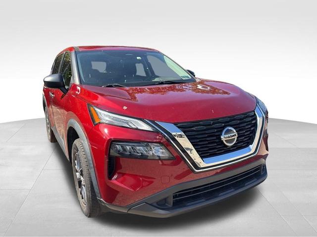 Photo of 2021 Scarlet Ember Tintcoat Nissan Rogue
