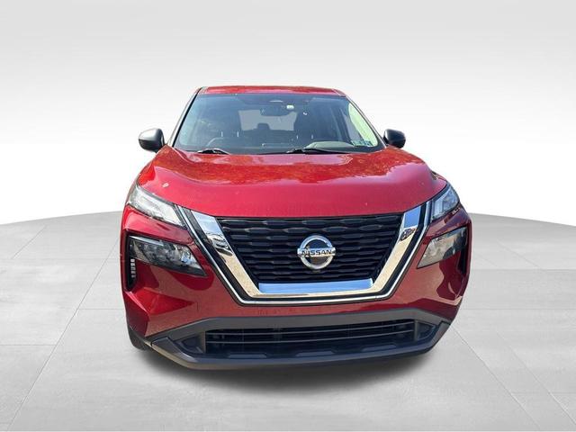 Photo of 2021 Scarlet Ember Tintcoat Nissan Rogue