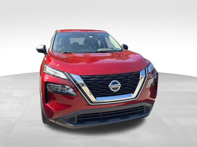 Photo of 2021 Scarlet Ember Tintcoat Nissan Rogue