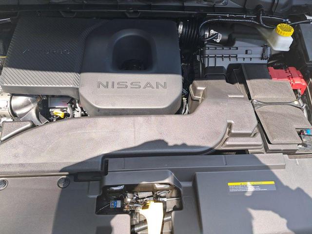 Photo of 2025 Everest White Pearl Tricoat Nissan Murano