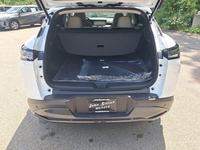 Photo of 2025 Everest White Pearl Tricoat Nissan Murano