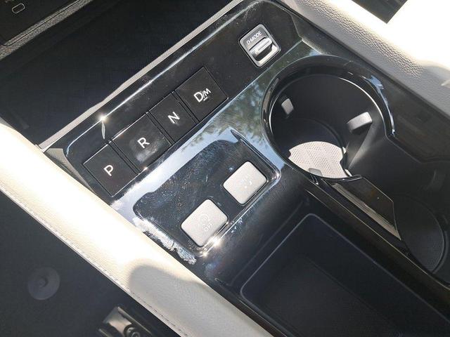 Photo of 2025 Everest White Pearl Tricoat Nissan Murano