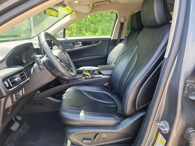 Photo of 2022 Asher Gray Metallic Clearcoat Lincoln Nautilus
