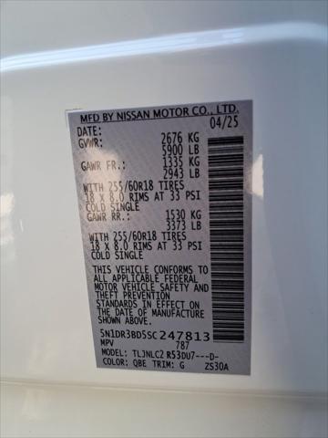 Photo of 2025 Everest White Pearl Tricoat Nissan Pathfinder