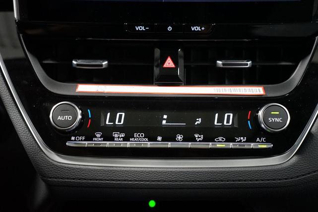 Photo of 2026 Wind Chill Pearl Toyota Corolla Cross