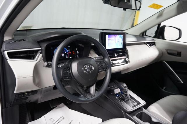 Photo of 2026 Wind Chill Pearl Toyota Corolla Cross