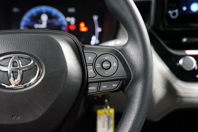 Photo of 2026 Wind Chill Pearl Toyota Corolla Cross