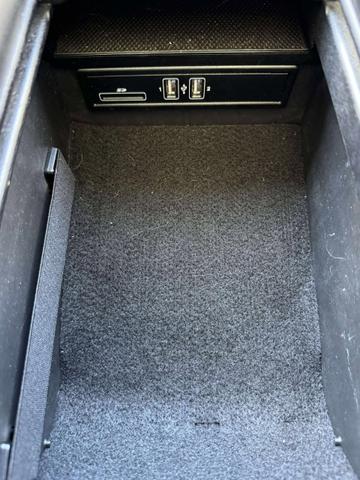 Photo of 2015 Black Mercedes-Benz C-Class