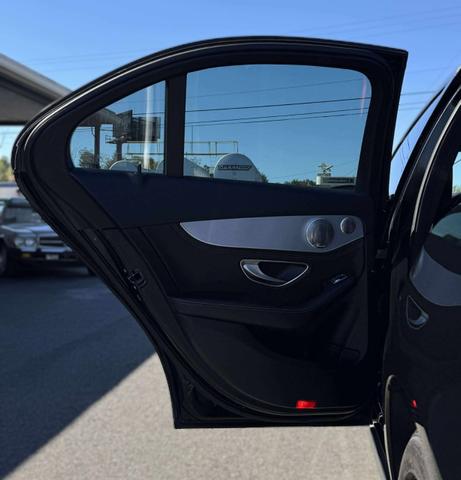 Photo of 2015 Black Mercedes-Benz C-Class