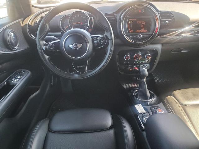 Photo of 2017 British Racing Green Metallic MINI Clubman