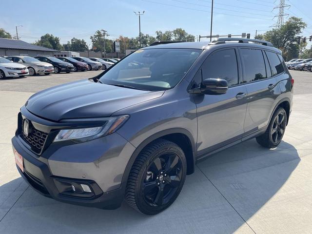 Photo of 2019 Modern Steel Metallic Honda Passport