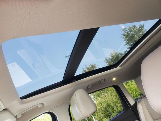 Photo of 2016 Ingot Silver Ford Escape