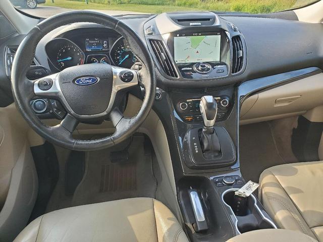 Photo of 2016 Ingot Silver Ford Escape