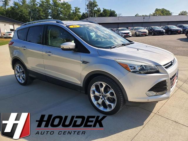 Photo of 2016 Ingot Silver Ford Escape