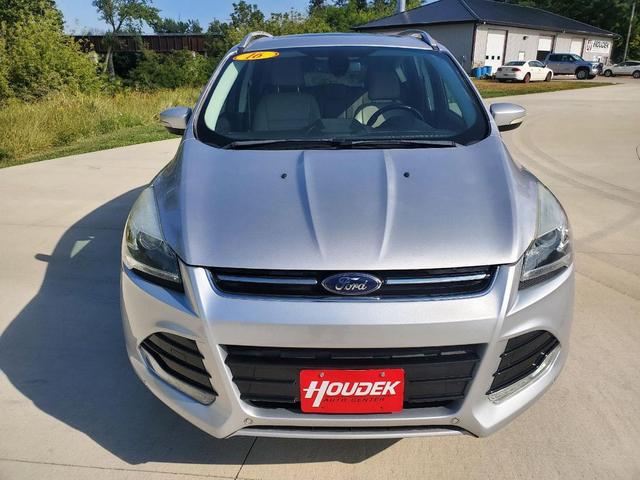 Photo of 2016 Ingot Silver Ford Escape