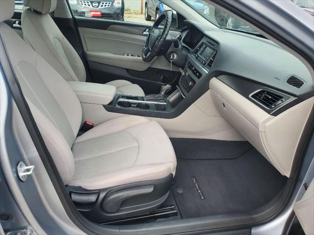 Photo of 2015 Shale Gray Metallic Hyundai SONATA
