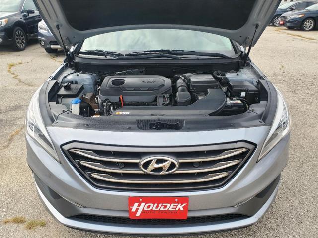 Photo of 2015 Shale Gray Metallic Hyundai SONATA