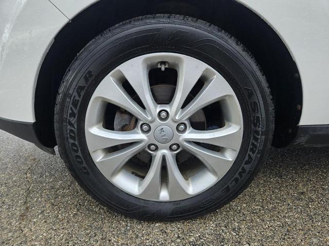 Photo of 2015 Clear White Kia Soul