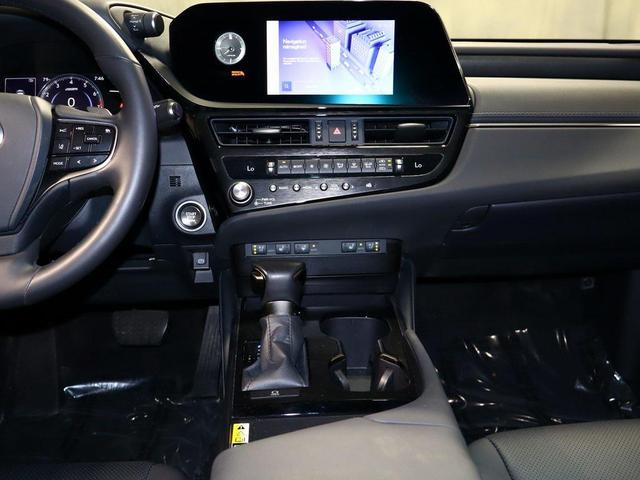 Photo of 2023 0212 Lexus ES 350