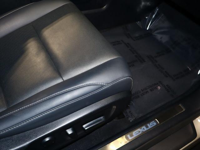 Photo of 2021 Atomic Silver Lexus RX 350