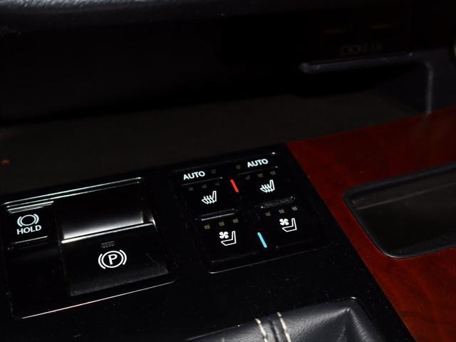 Photo of 2021 Atomic Silver Lexus RX 350