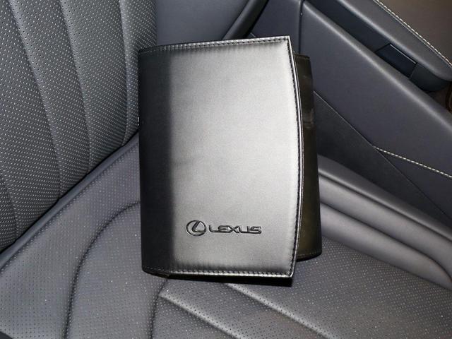 Photo of 2024 Ultra White Lexus RX 350