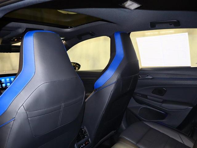 Photo of 2024 Black Volkswagen Golf R