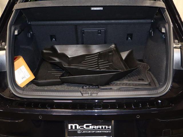 Photo of 2024 Black Volkswagen Golf R