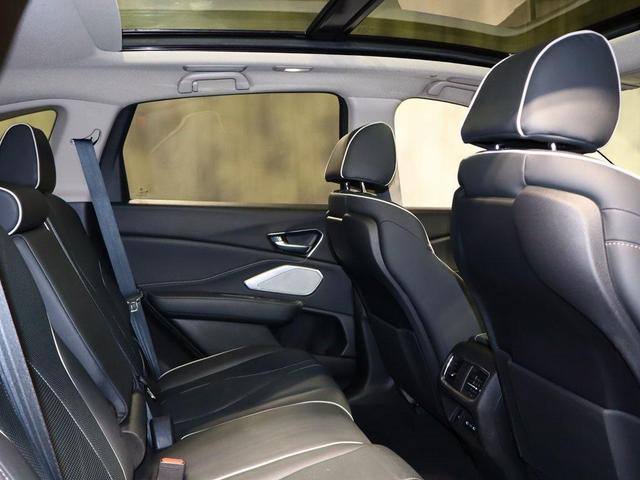 Photo of 2022 Majestic Black Pearl Acura RDX