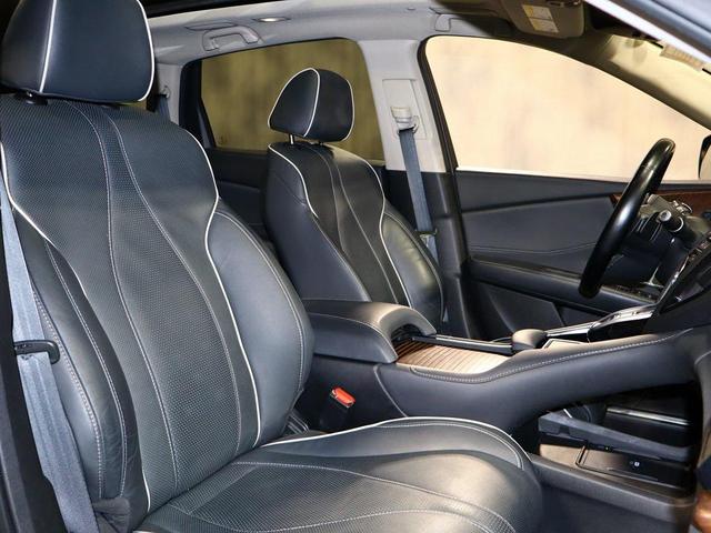 Photo of 2022 Majestic Black Pearl Acura RDX