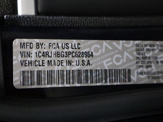 Photo of 2023 Midnight Sky Jeep Grand Cherokee