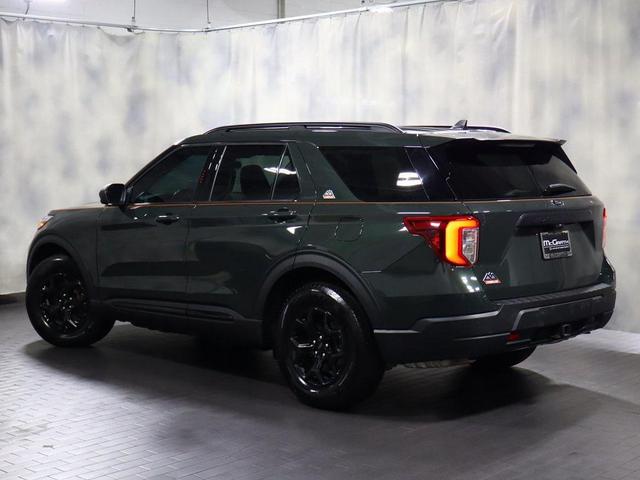 Photo of 2022 FORGED GREEN METALLIC Ford Explorer