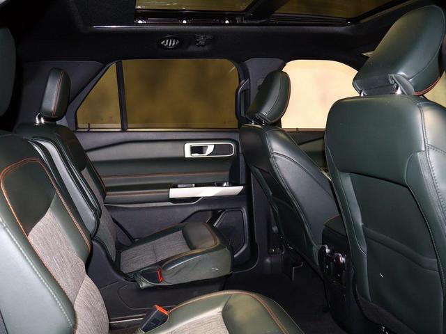 Photo of 2022 FORGED GREEN METALLIC Ford Explorer